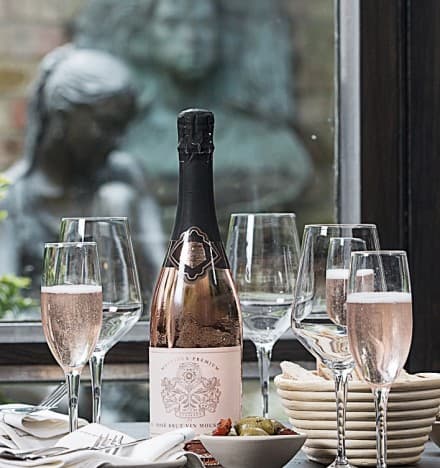 Cover Image for Rose coloured bubbles – introducing our new bespoke sparkly rosé wine