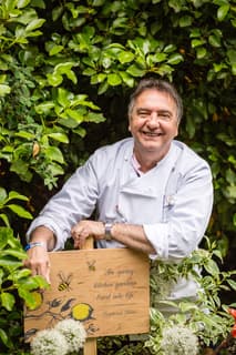 Cover Image for JOIN RAYMOND AT THE RHS CHELSEA FLOWER SHOW