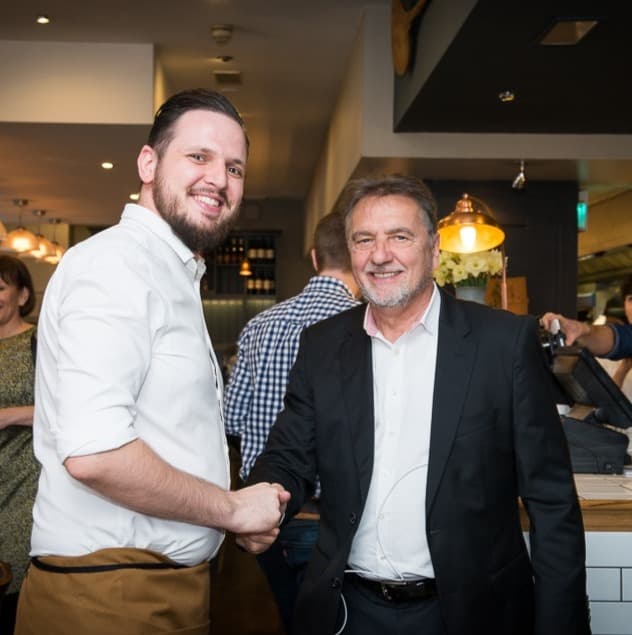 Cover Image for An Evening with Raymond