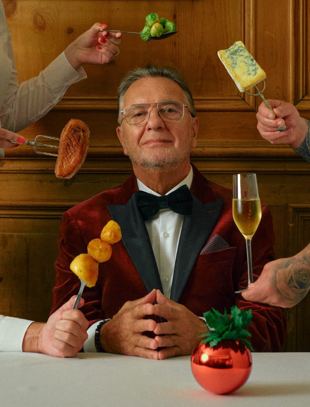 Christmas-Raymond-feast-forks-web